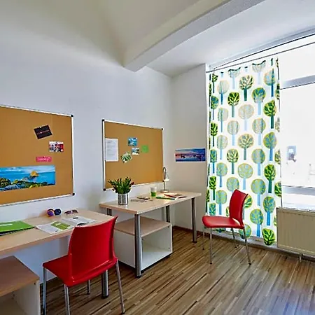 Gaestehaus Des Goethe-institut Aparthotel 3*