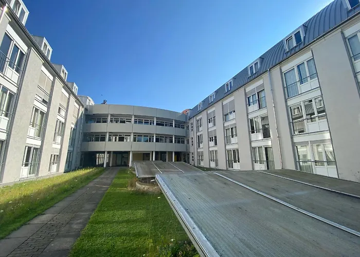 Des Goethe-institut Aparthotel 3*